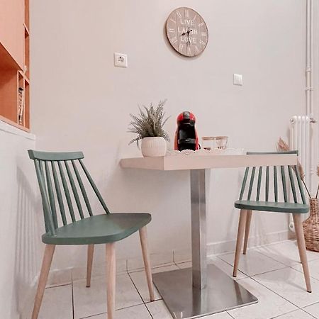 Cute 1Br Apt With Balcony In The Heart Of The City Athen Eksteriør billede