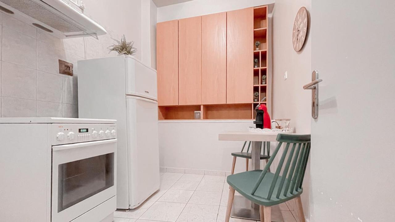 Cute 1Br Apt With Balcony In The Heart Of The City Athen Eksteriør billede